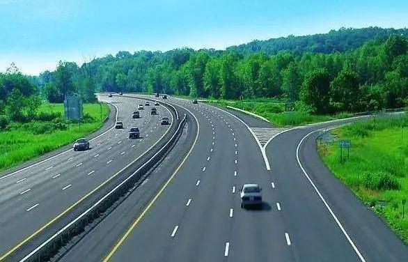 知识】高速公路行车安全指南必一体育【高速公路行车安全